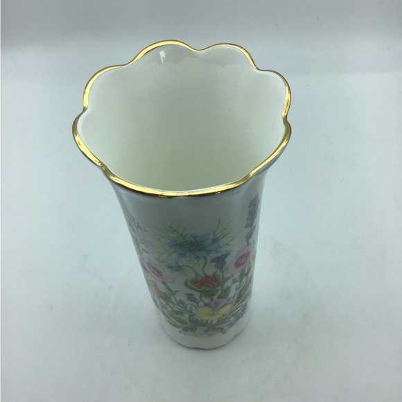 Aynsley Wild Tudor vase. Fluted gold trim - Picture 2 of 5